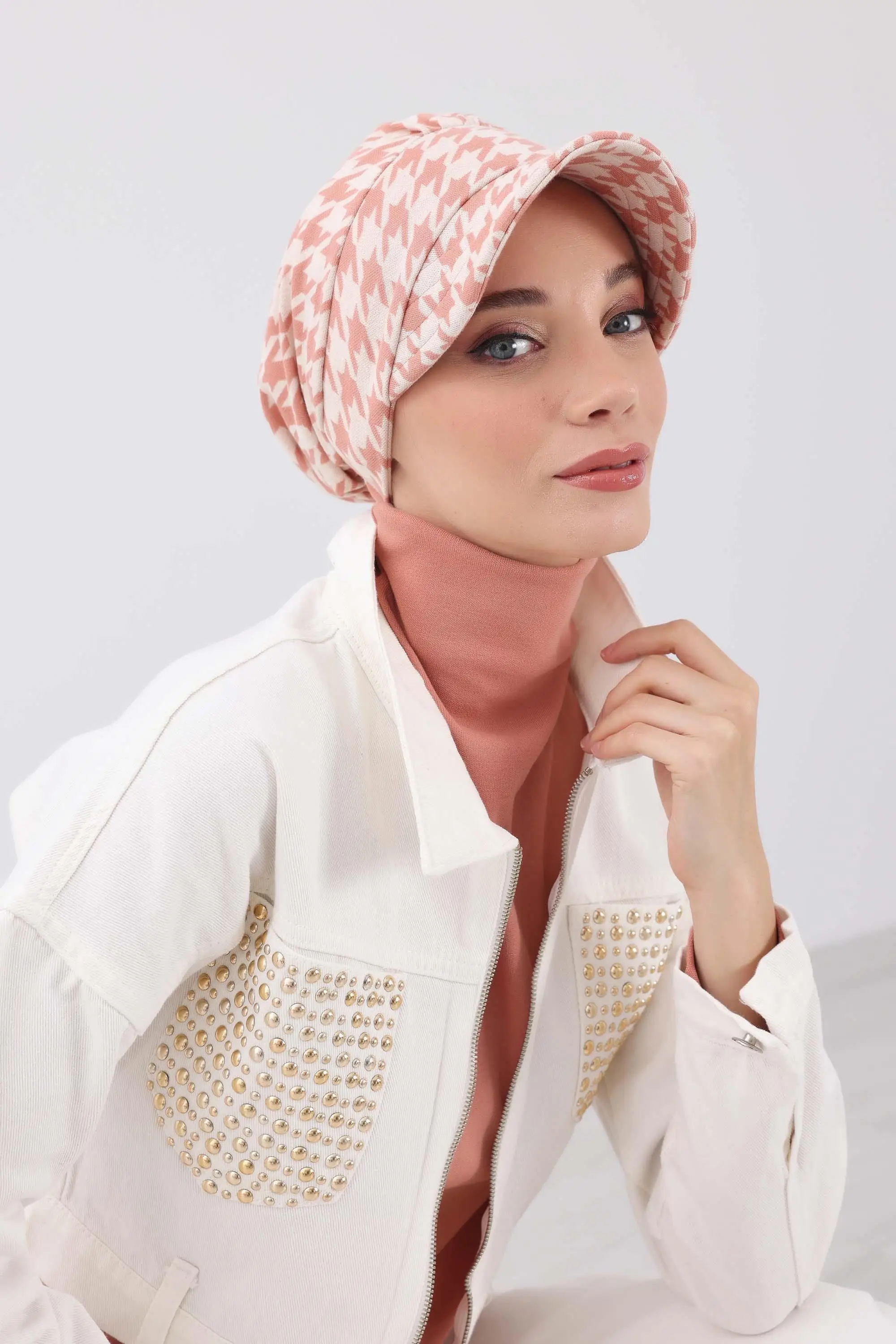Siperlikli Desnli Şapka Bone,B-73DIV